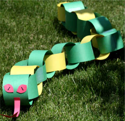 paper chain snake